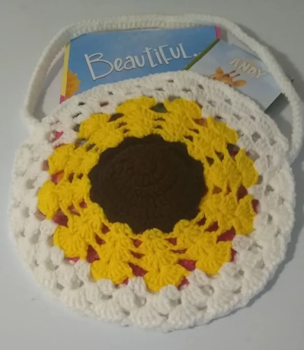 Beautiful Thats Me Sunflower Crochet Bag Pattern 1
